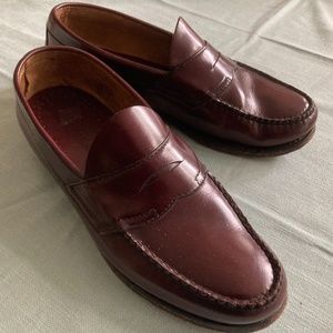 Vintage brown Bass penny loafers